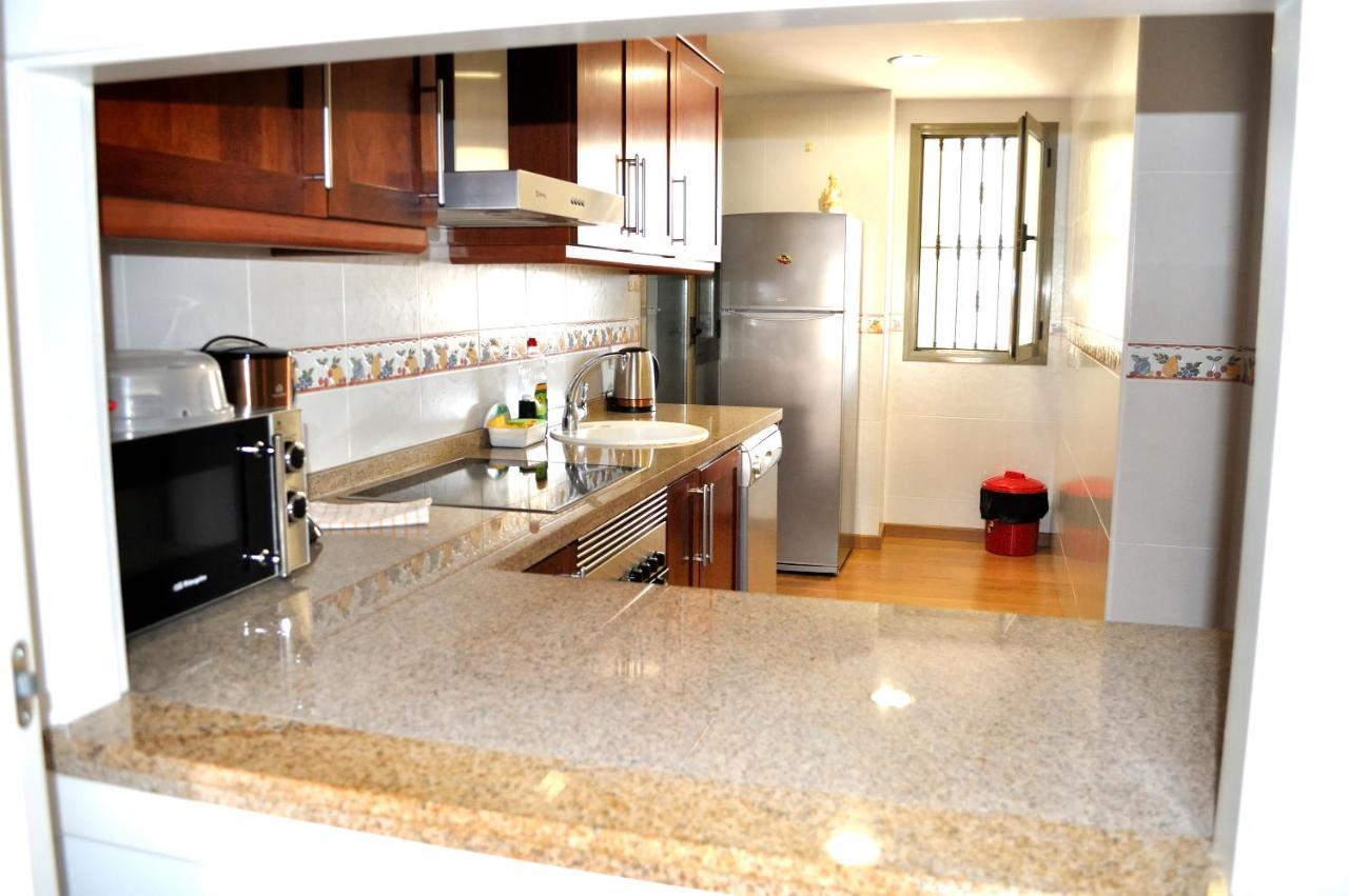 Appartement El Forti, 2 Dormitorios, Centro, By Bookindenia *